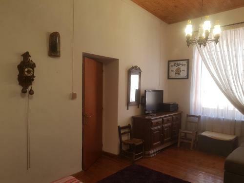 Sylvias Antique House