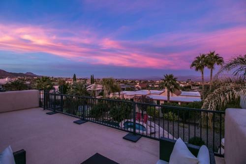 Luxury Contemporary Sanctuary W Pool And Views