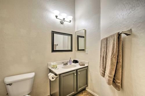 Central And Chic Mesa Home With Community Perks!