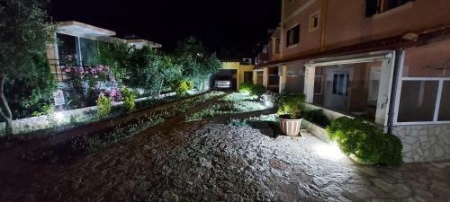 Hostal Villa Fasho Ksamil