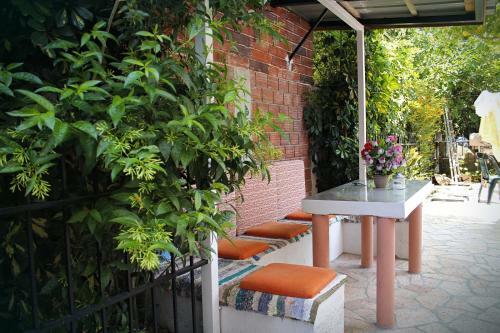 Villa Mihal Apartments