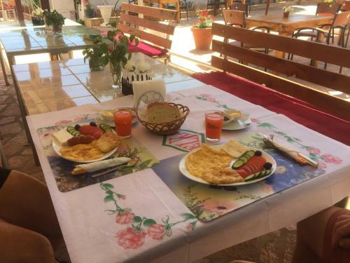 Hostal Kristian's Guesthouse