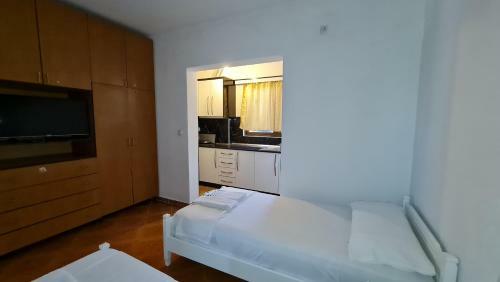 Hostal Guesthouse Veliaj