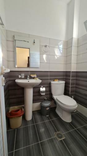 Hostal Guesthouse Veliaj