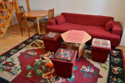 Apartments Ogorjelica