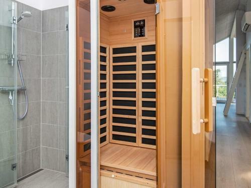 Holiday Home B�rkop Lvi