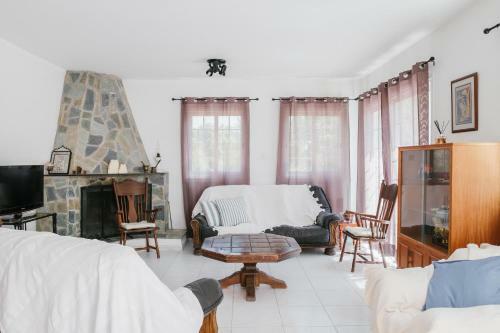 Five Greeks 4 Bedroom Villa In Paphos