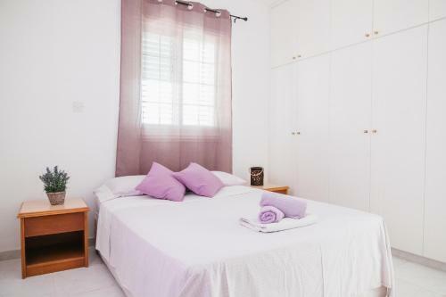 Five Greeks 4 Bedroom Villa In Paphos