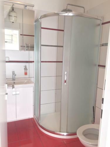 Kr�sn� Apartm�n U Lesa Bl�zko Centra A Bvv