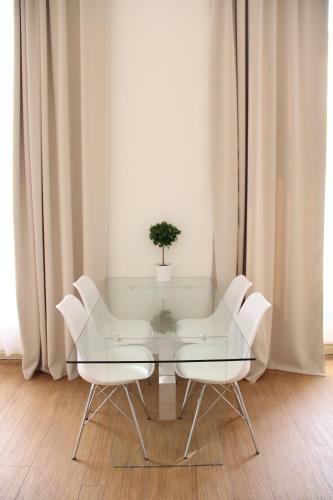 Luxury Design City Centre Apartment