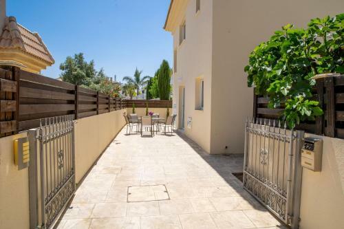 Blue Water Villa Ekaterina 3 Bdrm