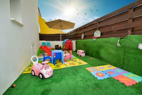Sunnyvillascyprus: Modern 3br Villa /w Pool