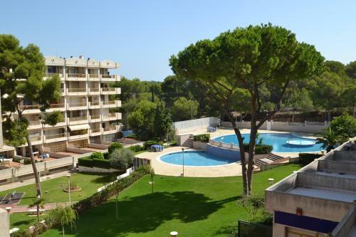 Moderno Apartamento Con Piscina En Playa Salou