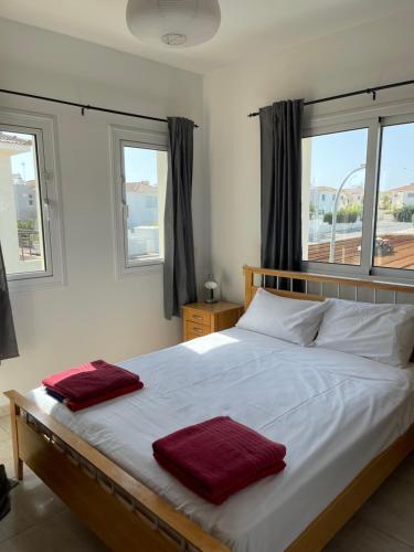 Beautiful Villa With Pool In Ayia Triada Cyprus