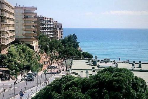 Apartamento Luminoso Y Amplio En Centro De Salou