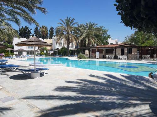 Modern Studio Apartment In Paphos Gardens Resort