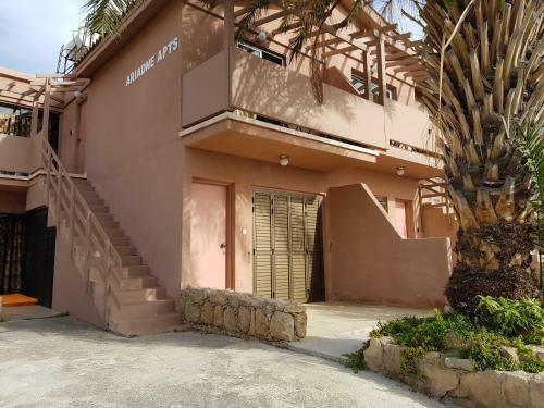 Apartamento Ariadne Apt 103 -300m From Lighthouse Beach