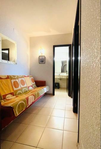 Apartamento Amplio Y Luminoso,cerca De Todo