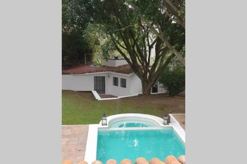 H&s Rent Casa Blanca Rest House.