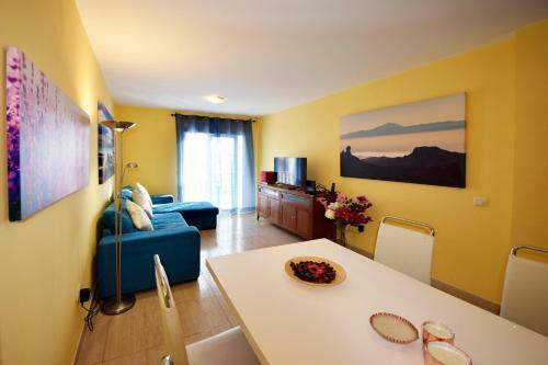 Cosy Modern Apartment At South Tenerife