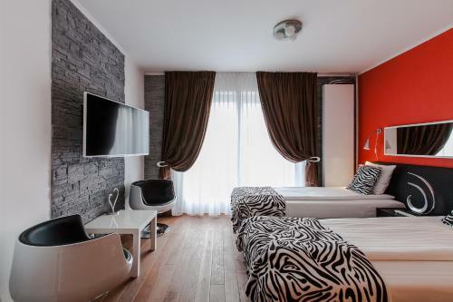 Hostal Alex Rooms Amsterdam Airport
