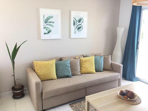 Top Seaview Apartment In Peyia