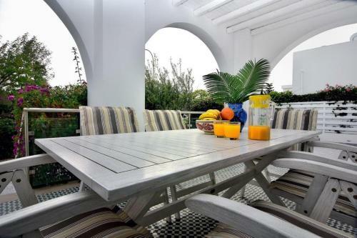 Seafront 3 Bedroom Villa Medea With Private Pool And Garden.
