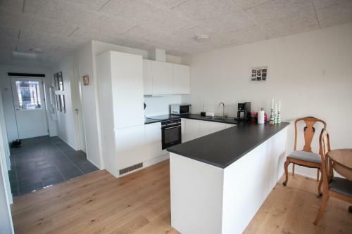 T�rshavn - New 2 Br Apartment
