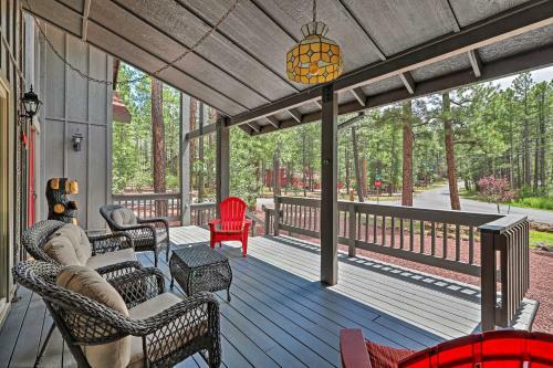 Pinetop Cabin With Fireplace, About 1 Mi To Golf!