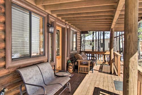 A-frame Cabin With Bbq, Deck And Fenced Backyard!