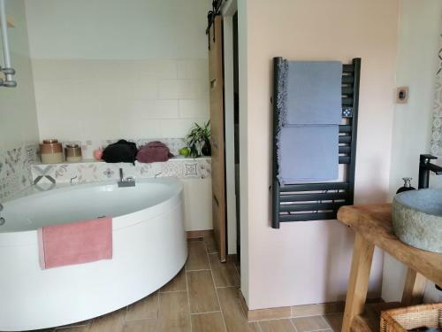 Hostal Le Clos Du 51 - Chambres D'h�tes