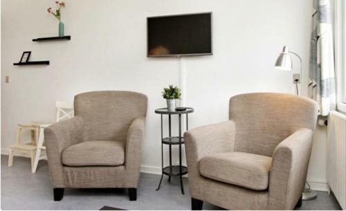 Stunning 2-bed Apartment At The Beach 12d