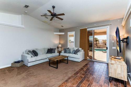 Resort Style Living W/ Pool, Spa, Games