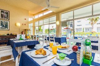 Aparthotel Pateo Village