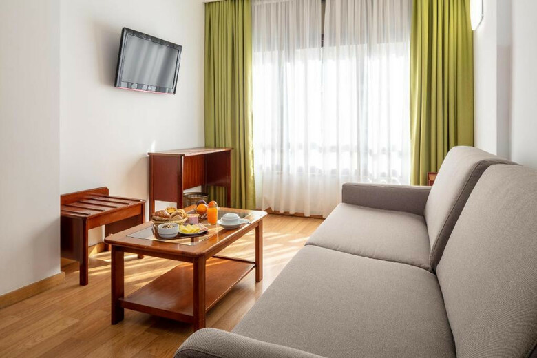 Hotel Anjos