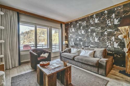 Apartment Combining Charm And Comfort