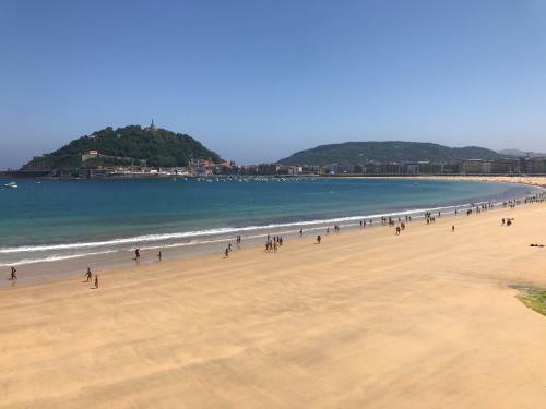 La Concha Beach Zen Seaview Apartment
