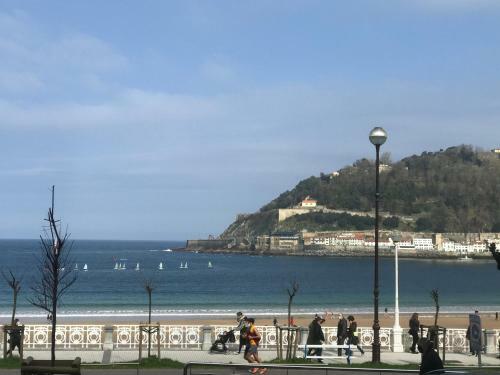 La Concha Beach Zen Seaview Apartment