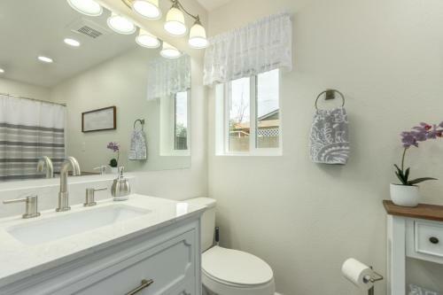Beautiful 5 Bd 2 Ba/cubs/a's/downtown Mesa/asu/rv