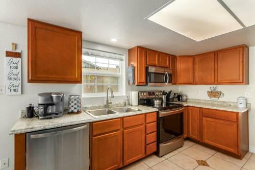 Beautiful 5 Bd 2 Ba/cubs/a's/downtown Mesa/asu/rv