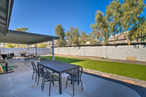 Mesa Home With Fenced Yard, Walk To Sloan Park!