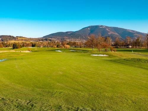 Hotel Tee Room ?eladn� & Wellness