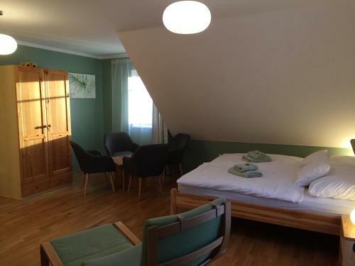 Hostal Vila Apalucha49 ?eladn� - 12 Osob