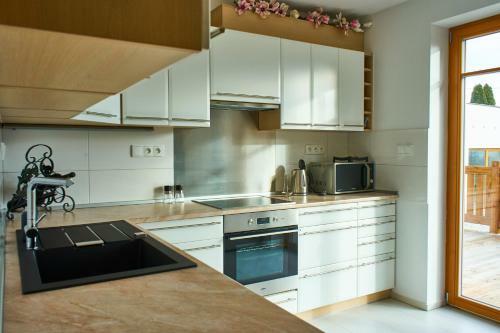 Hostal Vila Apalucha49 ?eladn� - 12 Osob