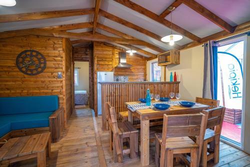 Camping La Tamarissi�re
