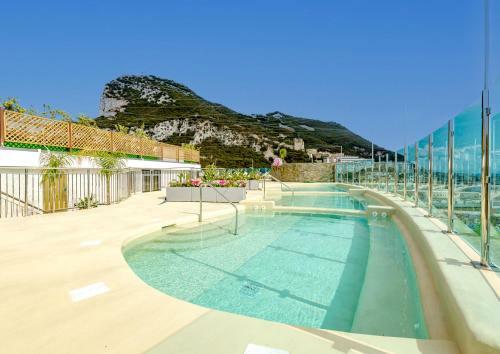 Luxury Ocean Spa Plaza Private Large 1 Bed Apartment
