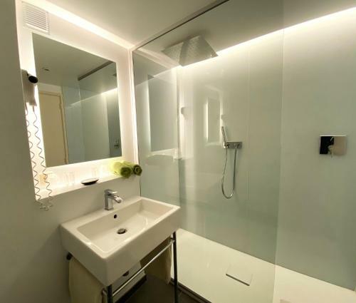 Hotel C�t� Cour