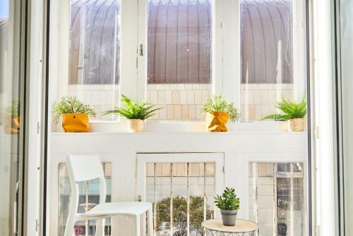San Martin Apartment By Basque Homes
