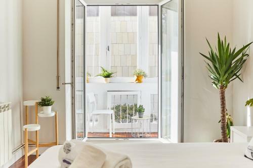 San Martin Apartment By Basque Homes