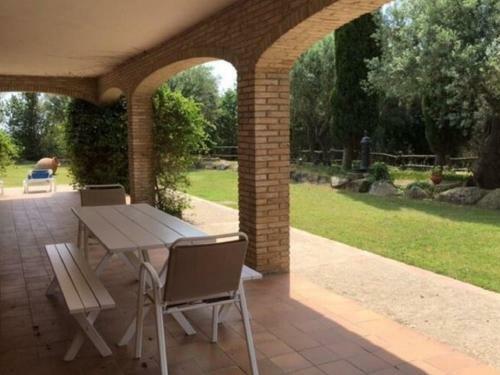 Spacious Villa In Romanya de La Selva With Swimming Pool